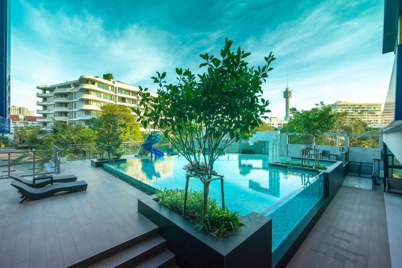 Lewit Hotel Pattaya, A Member Of Radisson Individuals Exterior photo